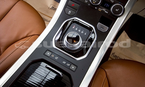 ซื้อ รถมือสอง Land Rover Range Rover Evoque ขาว รถยนต์ ใน %{เมือง} ใน นนทบุรี ซื้อ รถมือสอง Land Rover Range Rover Evoque ขาว รถยนต์ ใน %{เมือง} ใน นนทบุรี