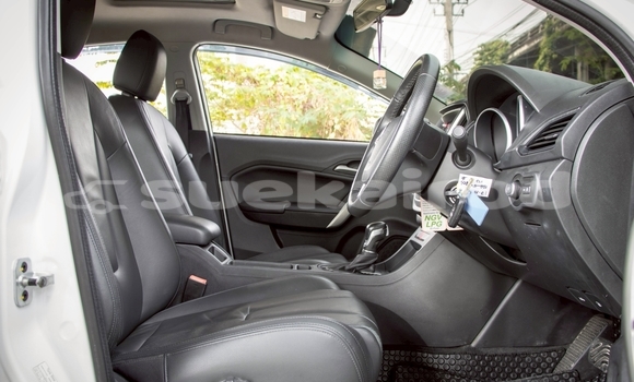 ซื้อ รถมือสอง MG 5 ขาว รถยนต์ ใน %{เมือง} ใน นนทบุรี ซื้อ รถมือสอง MG 5 ขาว รถยนต์ ใน %{เมือง} ใน นนทบุรี