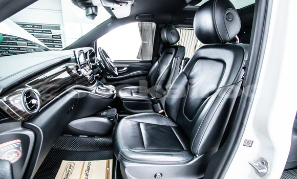 Buy Used Mercedes-Benz V-klasse White Car in Bangkok in Bangkok Buy Used Mercedes-Benz V-klasse White Car in Bangkok in Bangkok