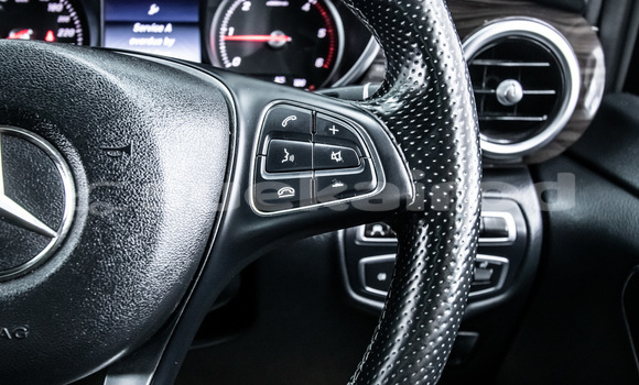 Buy Used Mercedes-Benz V-klasse White Car in Bangkok in Bangkok Buy Used Mercedes-Benz V-klasse White Car in Bangkok in Bangkok