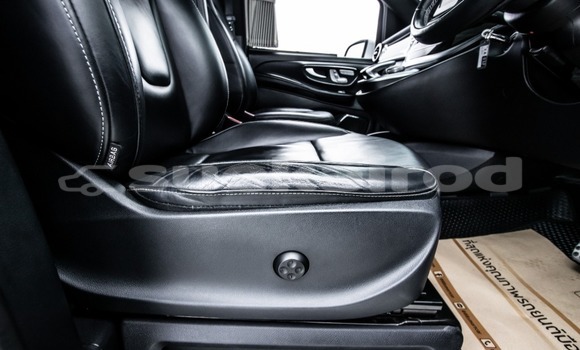 ซื้อ รถมือสอง Mercedes-Benz V-klasse ขาว รถยนต์ ใน %{เมือง} ใน นนทบุรี ซื้อ รถมือสอง Mercedes-Benz V-klasse ขาว รถยนต์ ใน %{เมือง} ใน นนทบุรี