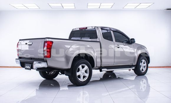 Buy Used Isuzu D-Max Brown Car in Bangkok in Bangkok Buy Used Isuzu D-Max Brown Car in Bangkok in Bangkok