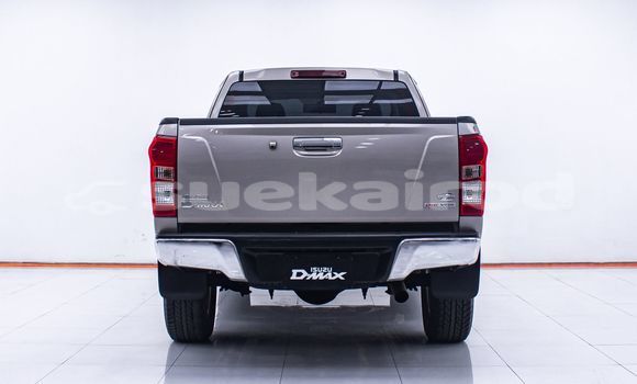 Buy Used Isuzu D-Max Brown Car in Bangkok in Bangkok Buy Used Isuzu D-Max Brown Car in Bangkok in Bangkok