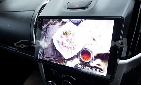 Buy Used Isuzu D-Max Brown Car in Bangkok in Bangkok Buy Used Isuzu D-Max Brown Car in Bangkok in Bangkok