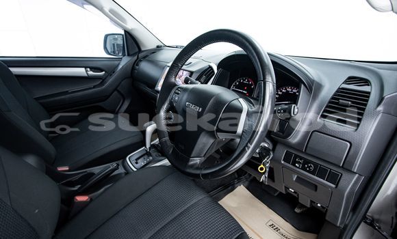 Buy Used Isuzu D-Max Brown Car in Bangkok in Bangkok Buy Used Isuzu D-Max Brown Car in Bangkok in Bangkok