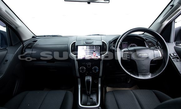 Buy Used Isuzu D-Max Brown Car in Bangkok in Bangkok Buy Used Isuzu D-Max Brown Car in Bangkok in Bangkok