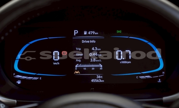 Buy Used Hyundai Starex White Car in Nonthaburi in Nonthaburi Buy Used Hyundai Starex White Car in Nonthaburi in Nonthaburi