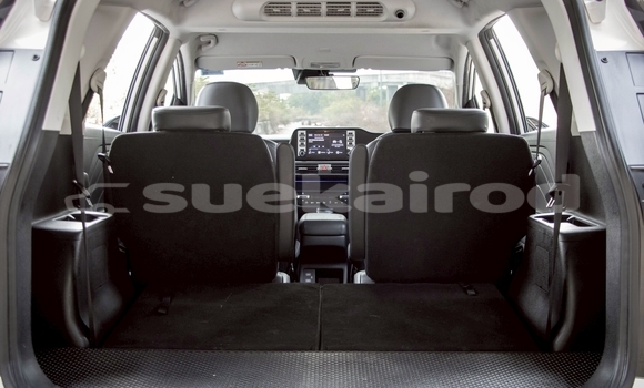 Buy Used Hyundai Starex White Car in Nonthaburi in Nonthaburi Buy Used Hyundai Starex White Car in Nonthaburi in Nonthaburi