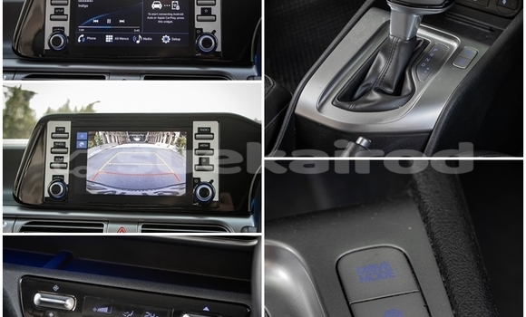 Buy Used Hyundai Starex White Car in Nonthaburi in Nonthaburi Buy Used Hyundai Starex White Car in Nonthaburi in Nonthaburi