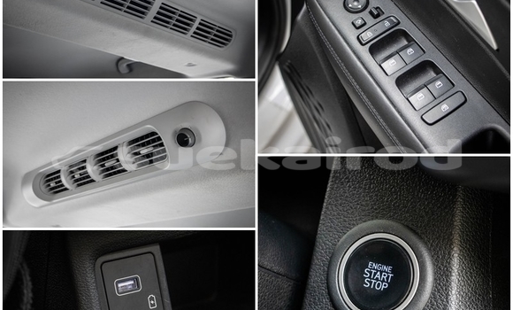 Buy Used Hyundai Starex White Car in Nonthaburi in Nonthaburi Buy Used Hyundai Starex White Car in Nonthaburi in Nonthaburi