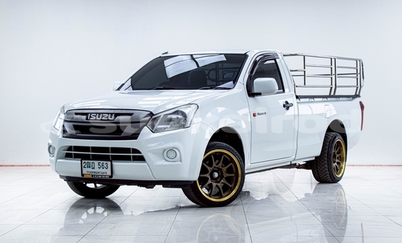 Buy Used Isuzu D-Max White Car in Nonthaburi in Nonthaburi