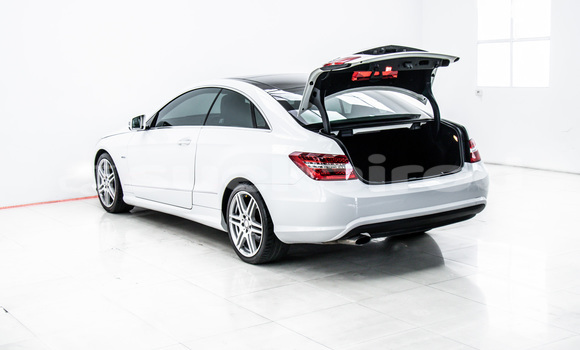 Buy Used Mercedes-Benz E-Classe White Car in Bangkok in Bangkok Buy Used Mercedes-Benz E-Classe White Car in Bangkok in Bangkok