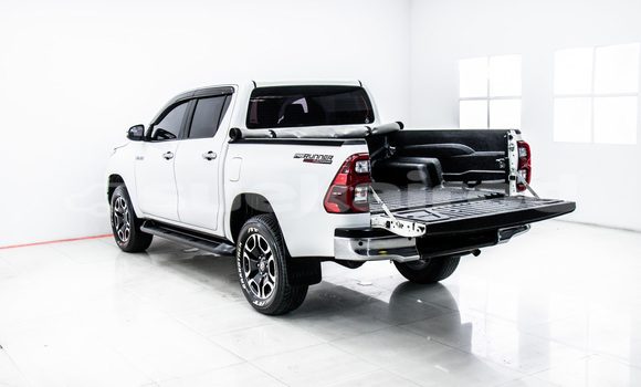 ซื้อ รถมือสอง Toyota Hiluxe Revo ขาว รถยนต์ ใน %{เมือง} ใน กรุงเทพมหานคร ซื้อ รถมือสอง Toyota Hiluxe Revo ขาว รถยนต์ ใน %{เมือง} ใน กรุงเทพมหานคร