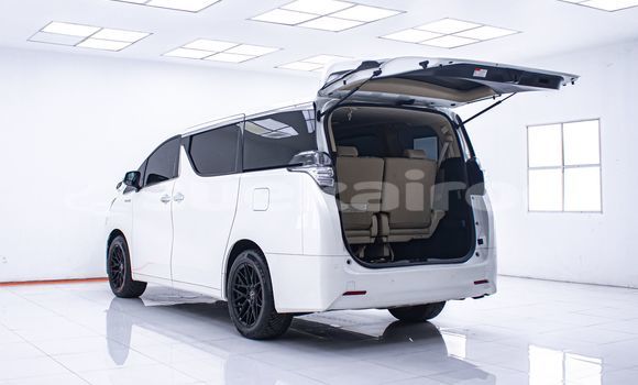 ซื้อ รถมือสอง Toyota Vellfire ขาว รถยนต์ ใน %{เมือง} ใน กรุงเทพมหานคร ซื้อ รถมือสอง Toyota Vellfire ขาว รถยนต์ ใน %{เมือง} ใน กรุงเทพมหานคร