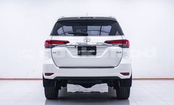 Buy Used Toyota Fortuner White Car in Bangkok in Bangkok Buy Used Toyota Fortuner White Car in Bangkok in Bangkok