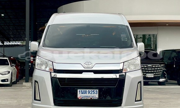 Buy Used Toyota Commuter Other Car in Nonthaburi in Nonthaburi Buy Used Toyota Commuter Other Car in Nonthaburi in Nonthaburi