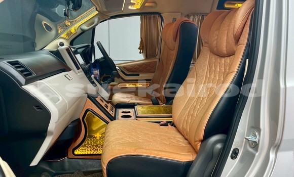 Buy Used Toyota Commuter Other Car in Nonthaburi in Nonthaburi Buy Used Toyota Commuter Other Car in Nonthaburi in Nonthaburi