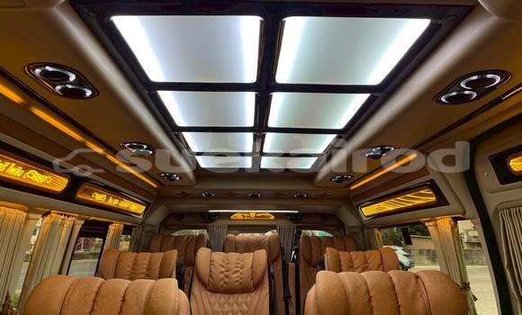 Buy Used Toyota Commuter Other Car in Nonthaburi in Nonthaburi Buy Used Toyota Commuter Other Car in Nonthaburi in Nonthaburi