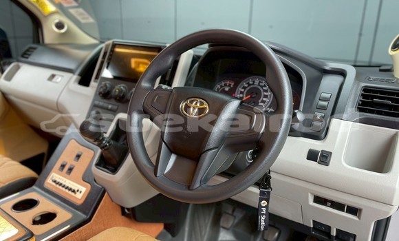 Buy Used Toyota Commuter Other Car in Nonthaburi in Nonthaburi Buy Used Toyota Commuter Other Car in Nonthaburi in Nonthaburi