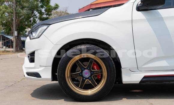 ซื้อ รถมือสอง Isuzu D-Max ขาว รถยนต์ ใน %{เมือง} ใน นนทบุรี ซื้อ รถมือสอง Isuzu D-Max ขาว รถยนต์ ใน %{เมือง} ใน นนทบุรี