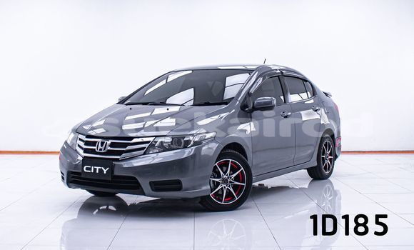 ซื้อ รถมือสอง Honda City อื่น ๆ รถยนต์ ใน %{เมือง} ใน กรุงเทพมหานคร