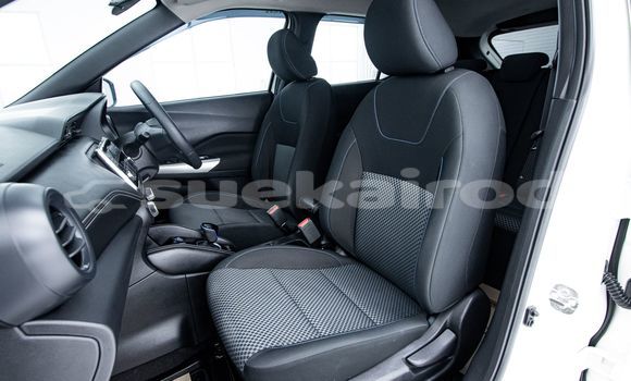 Buy Used Nissan Kix White Car in Bangkok in Bangkok Buy Used Nissan Kix White Car in Bangkok in Bangkok