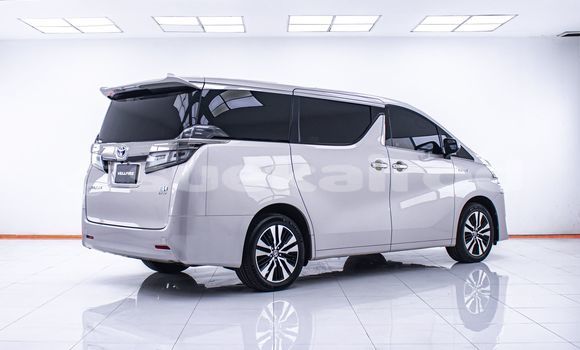 Buy Used Toyota Vellfire Brown Car in Bangkok in Bangkok Buy Used Toyota Vellfire Brown Car in Bangkok in Bangkok