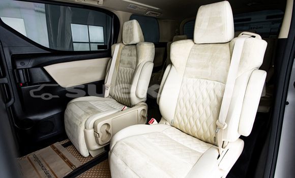 Buy Used Toyota Vellfire Brown Car in Bangkok in Bangkok Buy Used Toyota Vellfire Brown Car in Bangkok in Bangkok