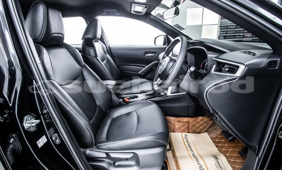 ซื้อ รถมือสอง Toyota Corolla Cross สีดำ รถยนต์ ใน %{เมือง} ใน กรุงเทพมหานคร ซื้อ รถมือสอง Toyota Corolla Cross สีดำ รถยนต์ ใน %{เมือง} ใน กรุงเทพมหานคร