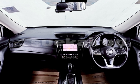 Buy Used Nissan X-Terra White Car in Nonthaburi in Nonthaburi Buy Used Nissan X-Terra White Car in Nonthaburi in Nonthaburi