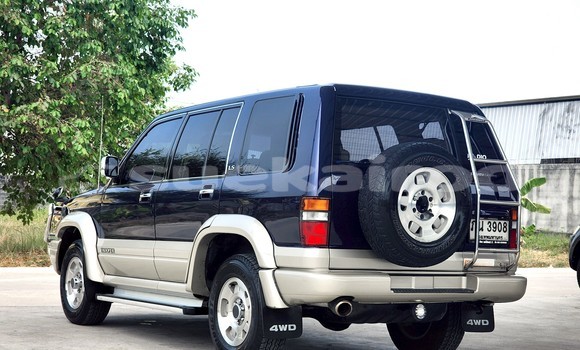 ซื้อ รถมือสอง Isuzu Trooper สีน้ำเงิน รถยนต์ ใน %{เมือง} ใน นนทบุรี ซื้อ รถมือสอง Isuzu Trooper สีน้ำเงิน รถยนต์ ใน %{เมือง} ใน นนทบุรี