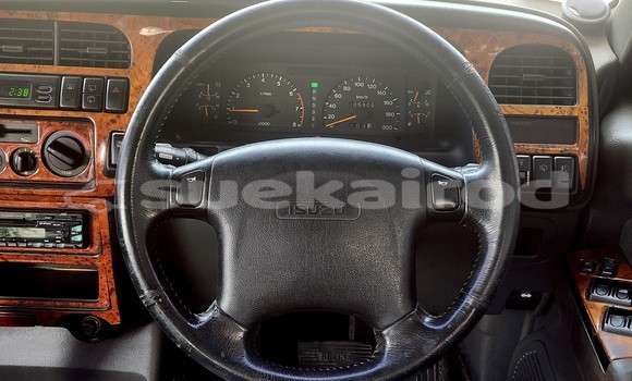 ซื้อ รถมือสอง Isuzu Trooper สีน้ำเงิน รถยนต์ ใน %{เมือง} ใน นนทบุรี ซื้อ รถมือสอง Isuzu Trooper สีน้ำเงิน รถยนต์ ใน %{เมือง} ใน นนทบุรี