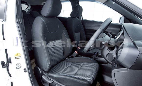 Buy Used Nissan Note White Car in Nonthaburi in Nonthaburi Buy Used Nissan Note White Car in Nonthaburi in Nonthaburi