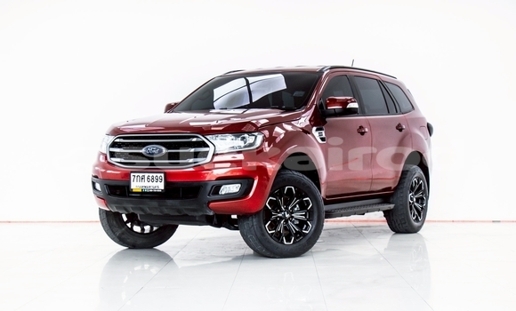 ซื้อ รถมือสอง Ford Everest สีแดง รถยนต์ ใน %{เมือง} ใน นนทบุรี