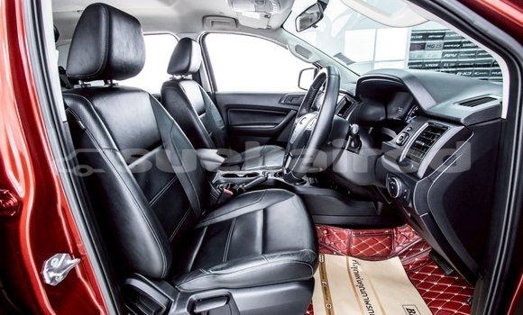Buy Used Ford Everest Red Car in Nonthaburi in Nonthaburi Buy Used Ford Everest Red Car in Nonthaburi in Nonthaburi