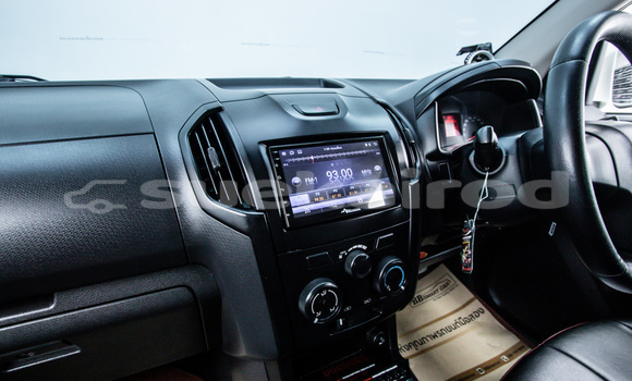 Buy Used Isuzu D-Max White Car in Bangkok in Bangkok Buy Used Isuzu D-Max White Car in Bangkok in Bangkok