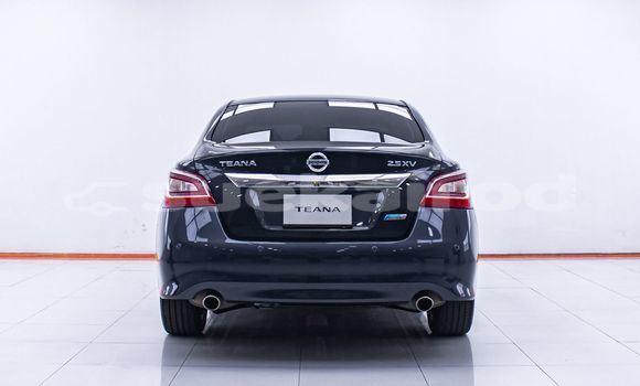 Buy Used Nissan Teana Blue Car in Bangkok in Bangkok Buy Used Nissan Teana Blue Car in Bangkok in Bangkok