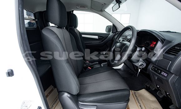 ซื้อ รถมือสอง Isuzu D-Max ขาว รถยนต์ ใน %{เมือง} ใน กรุงเทพมหานคร ซื้อ รถมือสอง Isuzu D-Max ขาว รถยนต์ ใน %{เมือง} ใน กรุงเทพมหานคร