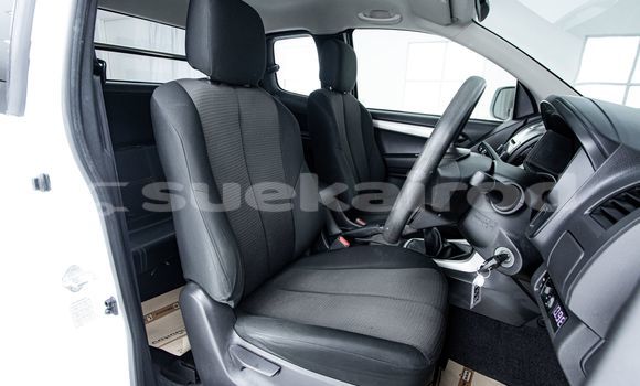 ซื้อ รถมือสอง Isuzu D-Max ขาว รถยนต์ ใน %{เมือง} ใน กรุงเทพมหานคร ซื้อ รถมือสอง Isuzu D-Max ขาว รถยนต์ ใน %{เมือง} ใน กรุงเทพมหานคร