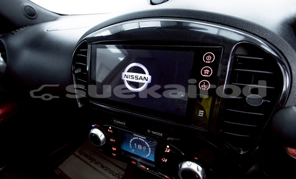 ซื้อ รถมือสอง Nissan Juke สีแดง รถยนต์ ใน %{เมือง} ใน นนทบุรี ซื้อ รถมือสอง Nissan Juke สีแดง รถยนต์ ใน %{เมือง} ใน นนทบุรี