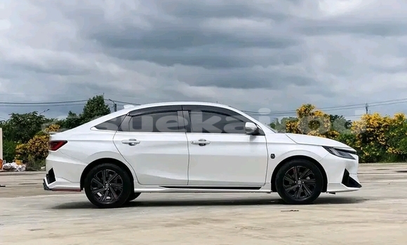 ซื้อ รถมือสอง Toyota Yaris ขาว รถยนต์ ใน %{เมือง} ใน ชุมพร ซื้อ รถมือสอง Toyota Yaris ขาว รถยนต์ ใน %{เมือง} ใน ชุมพร