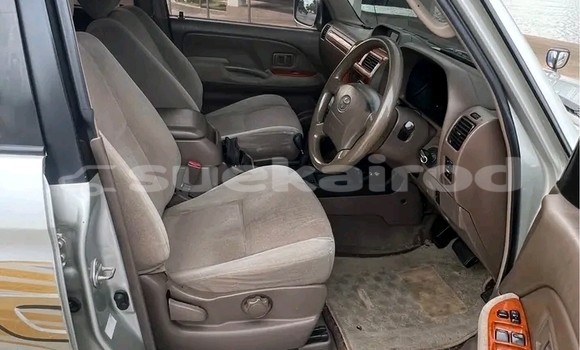 Buy Used Toyota Land Cruiser White Car in Chachoengsao in Chachoengsao