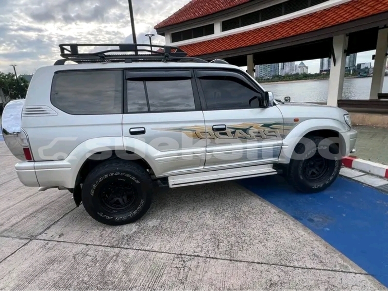 Big with watermark toyota land cruiser chachoengsao chachoengsao 77462