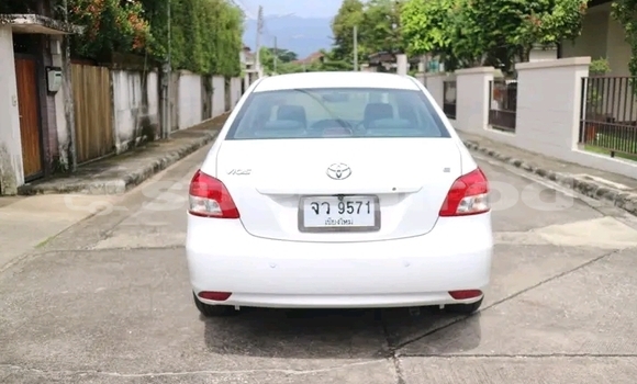 Buy Used Toyota Vios White Car in Chai Nat in Chai Nat