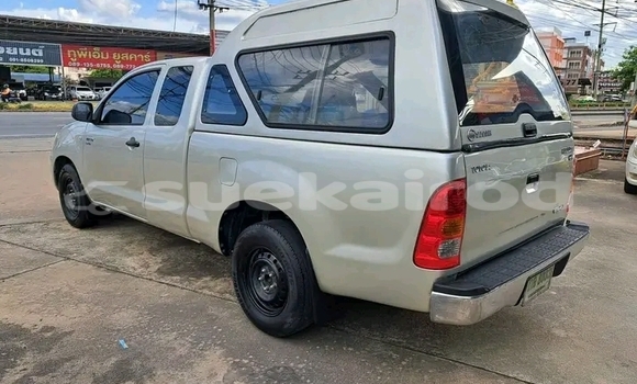 Buy Used Toyota Vigo Other Car in Chiang Rai in Chiang Rai