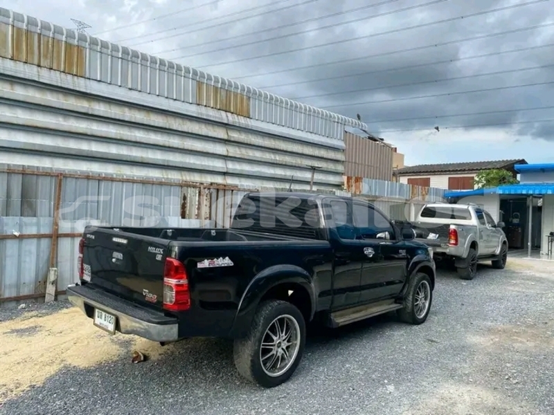 Big with watermark toyota hiluxe vigo chai nat chai nat 77480