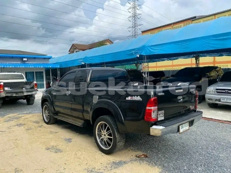 Big with watermark toyota hiluxe vigo chai nat chai nat 77480