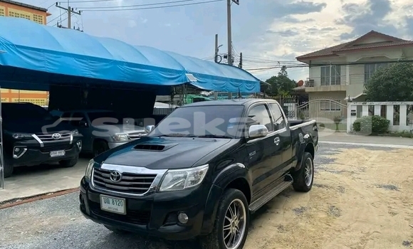Buy Used Toyota Hiluxe VIGO Black Car in Chai Nat in Chai Nat Buy Used Toyota Hiluxe VIGO Black Car in Chai Nat in Chai Nat
