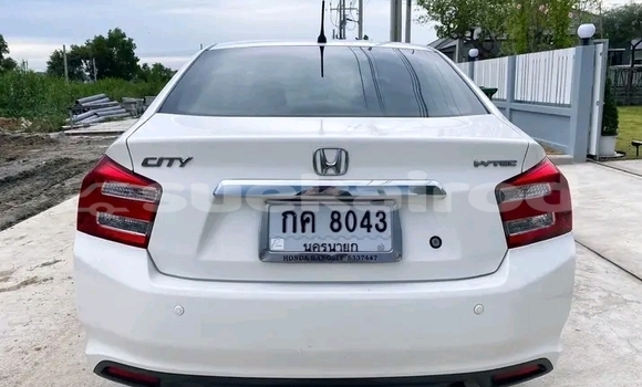 Buy Used Honda City White Car in Chachoengsao in Chachoengsao