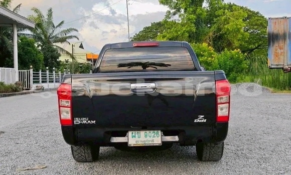 ซื้อ รถมือสอง Isuzu D-Max สีดำ รถยนต์ ใน %{เมือง} ใน ฉะเชิงเทรา ซื้อ รถมือสอง Isuzu D-Max สีดำ รถยนต์ ใน %{เมือง} ใน ฉะเชิงเทรา